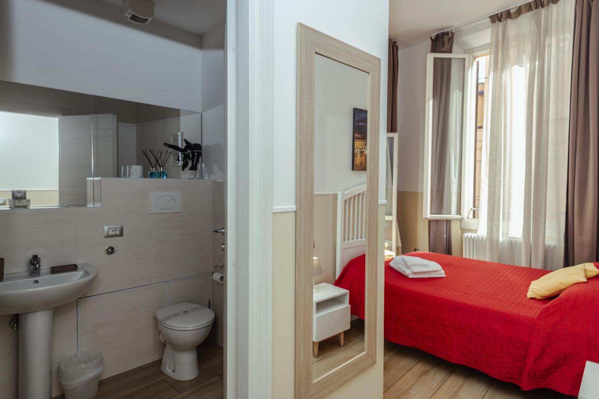 Il Tiro Rooms Boloňa Exteriér fotografie